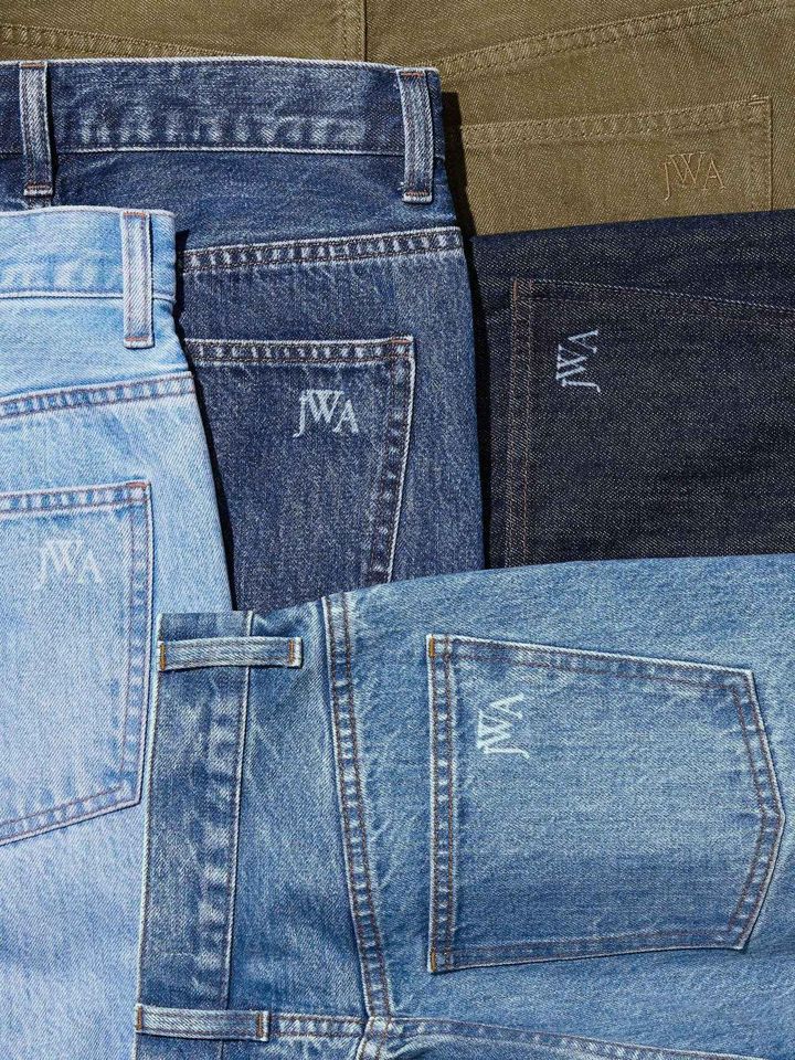 画像2: 出典：ユニクロ