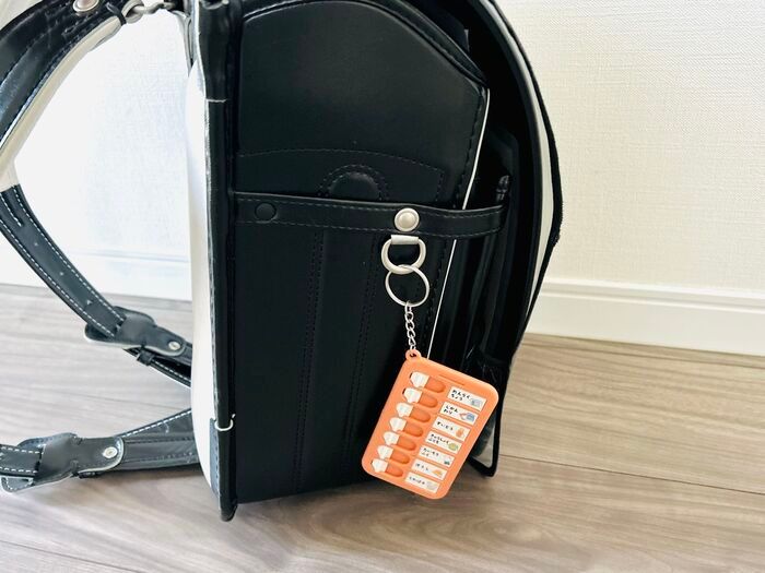 【セリア】小さな穴が空いたキーホルダー？→「忘れっぽい人」や「心配性の人」は必携アイテムですよ♪