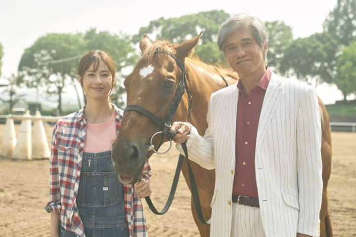 ですが、朝から酒の力も借りて、腹を割って話し合いをした耕造と剛史は、ともにGI勝利を目指して勝てる馬を育成することで思いが一致。耕造は剛史が育てる競走馬の購入を決意します。