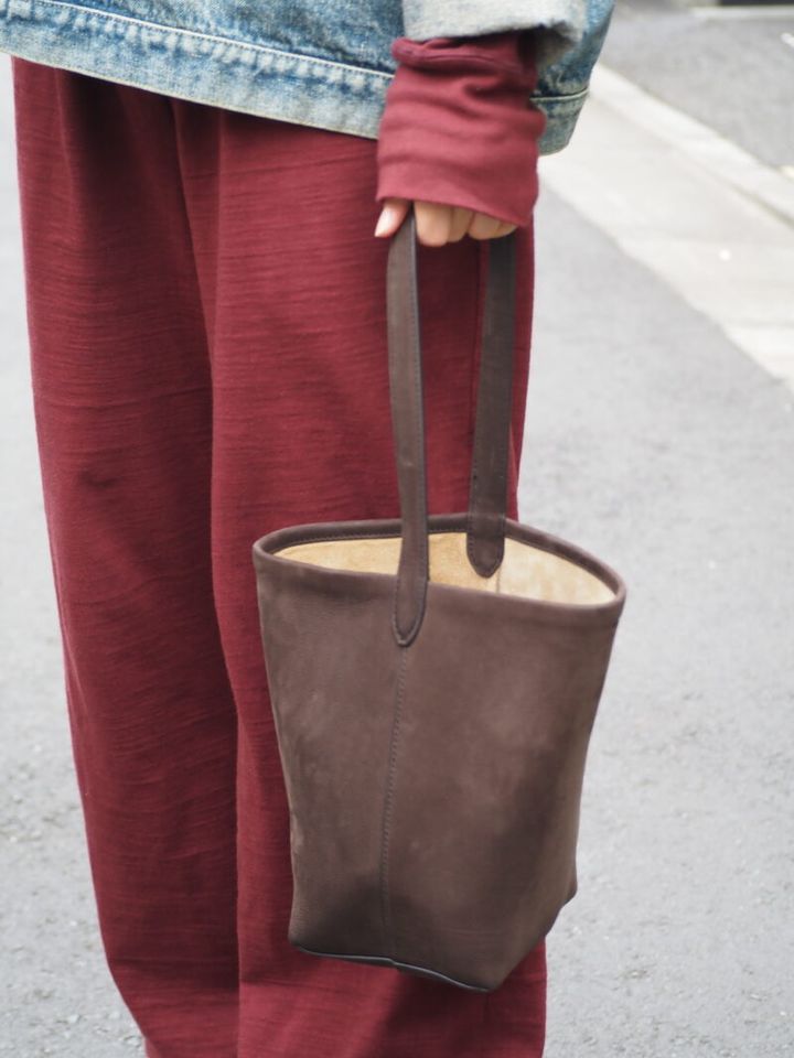 ザ ロウのバッグ