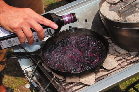 ワークマン展示会コーデがアツい！着る断熱材のXShelterが普段使いでも優秀すぎる！