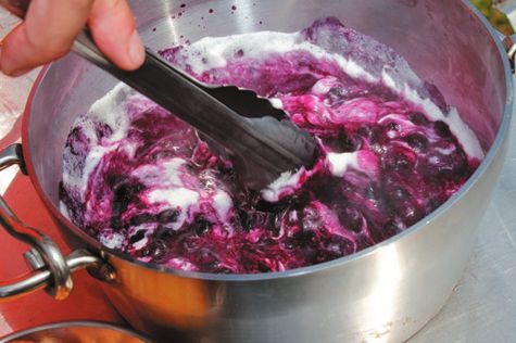 ワークマン展示会コーデがアツい！着る断熱材のXShelterが普段使いでも優秀すぎる！