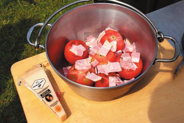 ワークマン展示会コーデがアツい！着る断熱材のXShelterが普段使いでも優秀すぎる！