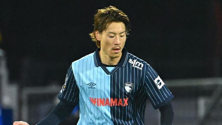 25歳日本代表DF、仏1部で守備的MFに定着！「ポジショニング能力を駆使して相手の攻撃を阻止」と現地紙称賛