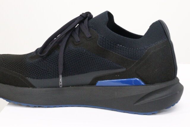 ユニクロのニットアクティブスニーカー2