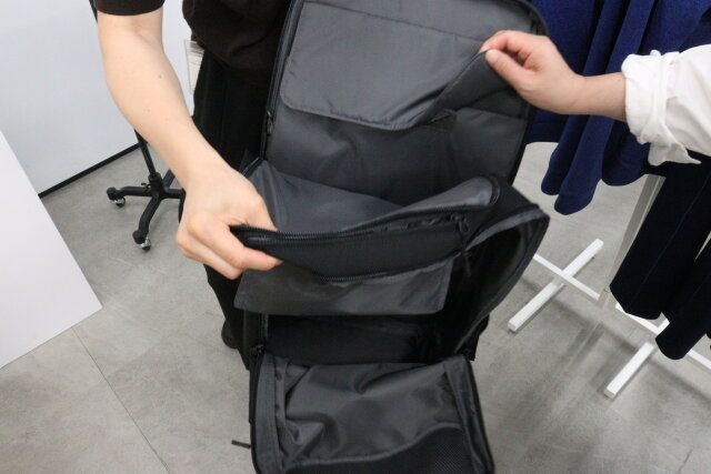 ユニクロのファンクショナルバックパック2