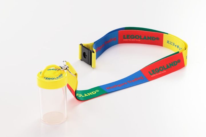 ミニフィギュアトレーディングケースとストラップ