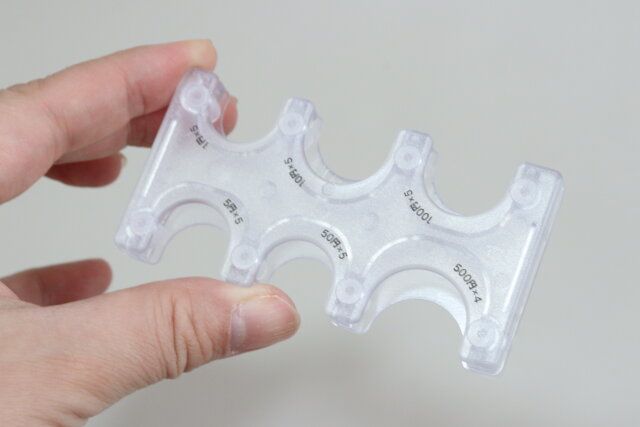 キャンドゥの便利なカード型コインホルダー