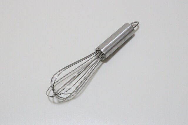 ダイソー ミニ泡立て器