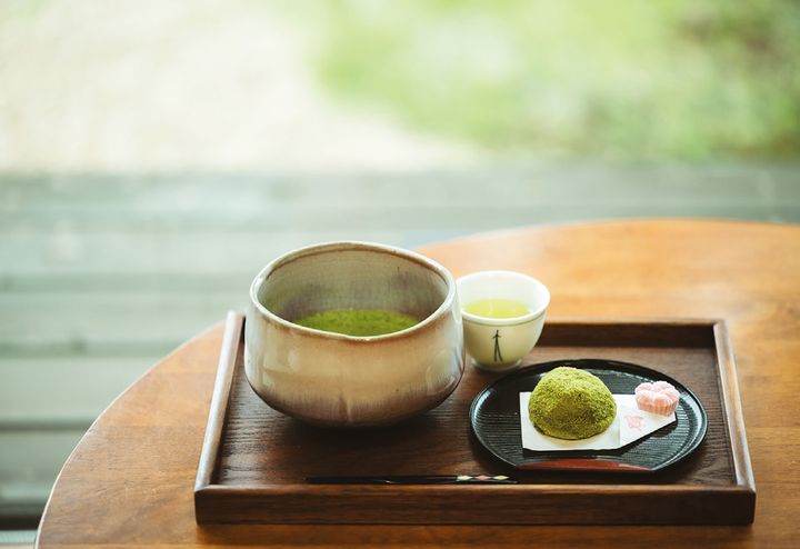 喫茶きはるの抹茶と上生菓子セット（落雁付）