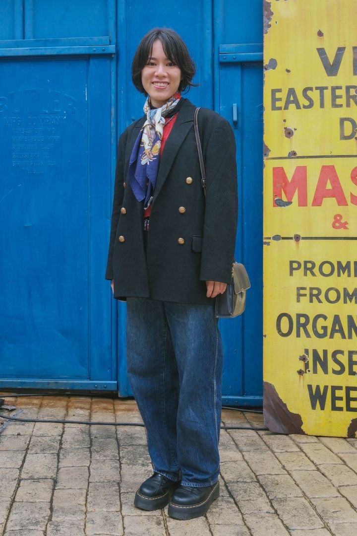 お洒落さんこそ《ユニクロ》！デニムのオシャレな配色テクニック、教えます【ファッジウィークエンド ファッションスナップ】