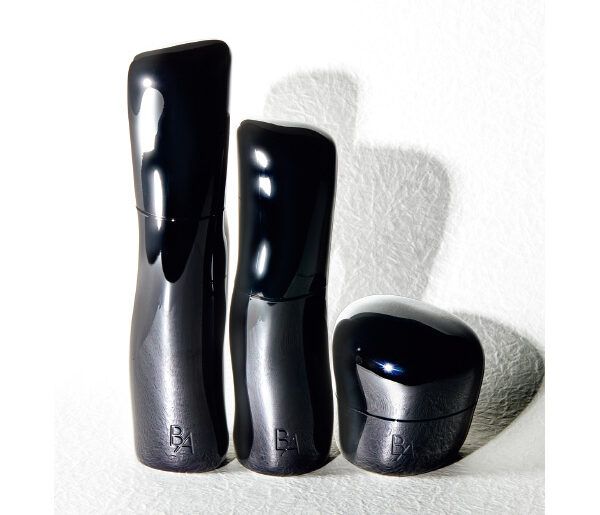 【左】ローション 【中】ミルク 【右】クリーム