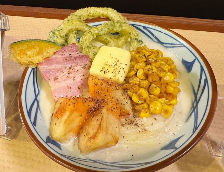 【北海道】大地の旨み じゃがバタうどん