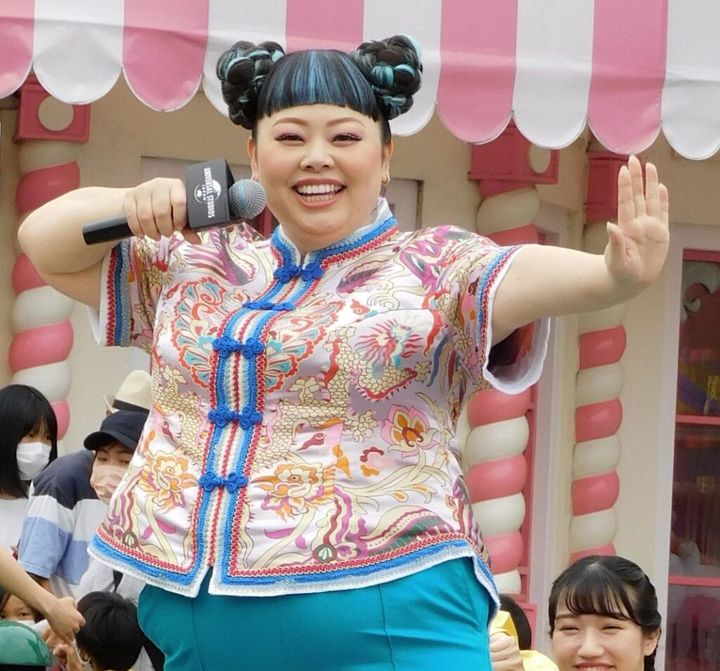 お笑いタレントの渡辺直美さん（37）が30日、自身のインスタグラムのストーリーズを更新。宮崎駿監督による長編アニメーション映画「もののけ姫」が日本テレビ系「金曜ロードショー」で29日にノーカット放送されたことについて投稿し、話題となりました。