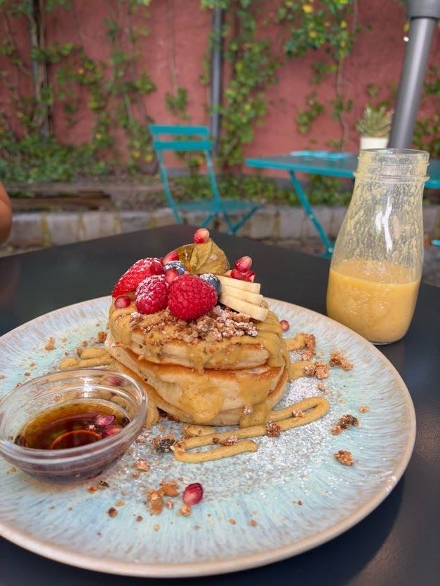 ガーデンカフェ【50代からの「整う」ヨーロッパ便り】