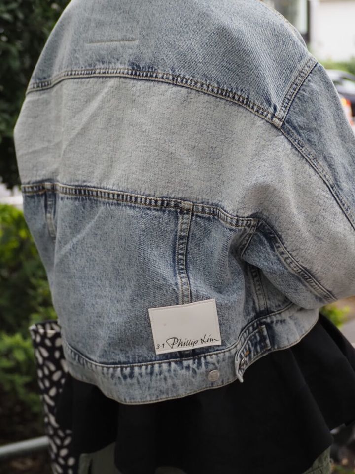 31.フィリップリムのデニムジャケット