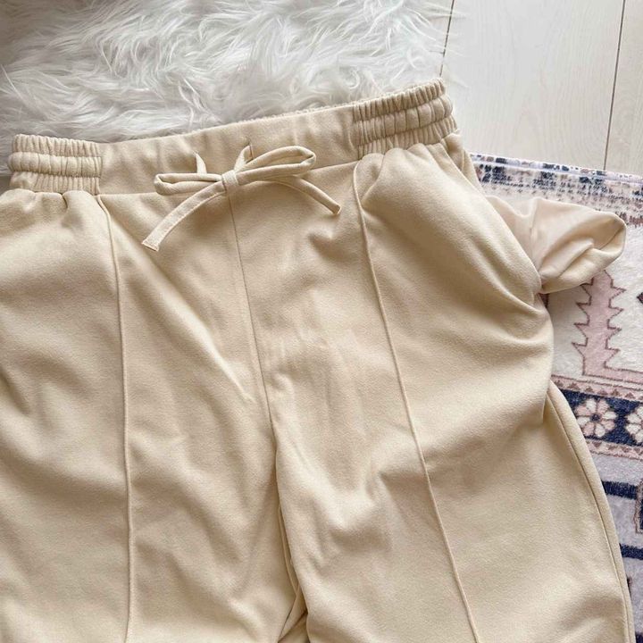 画像: ポケット付きでうれしい実用性