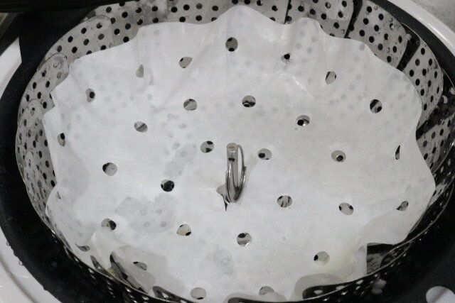 ダイソーのリピ買いする蒸し器シート