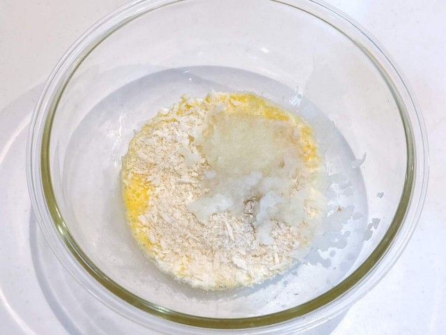 煮込みハンバーグ