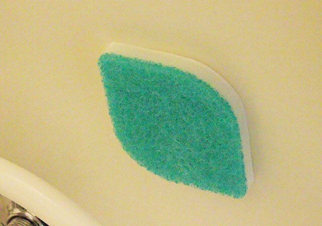 スイスイクリーン 洗面台用スポンジ（ガラスビーズ） 貼り付け