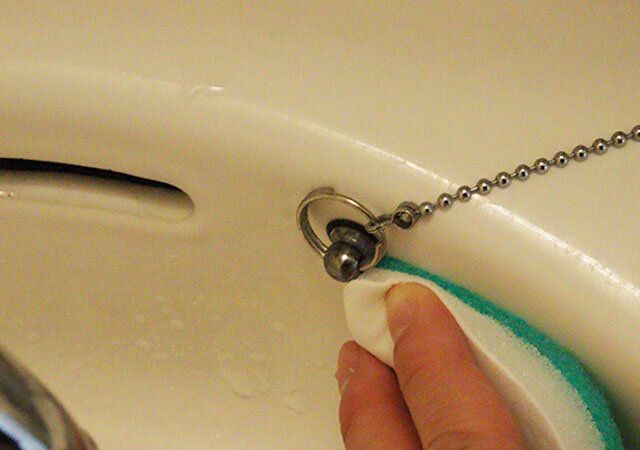 スイスイクリーン 洗面台用スポンジ（ガラスビーズ） 使用例