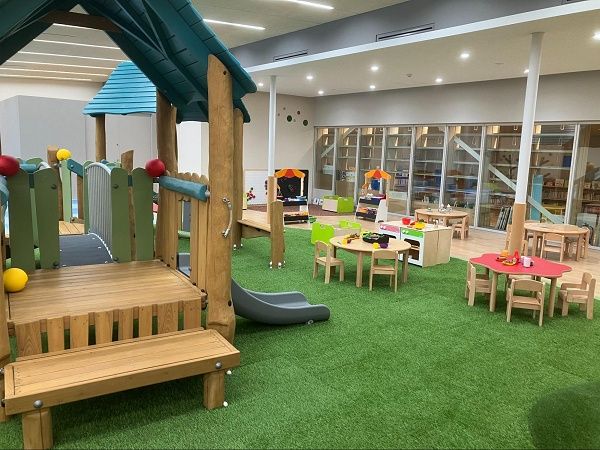 【群馬県藤岡市】地域の子育て家庭をサポート！プレイルームと託児ルームを備えた「ふじまる」オープン