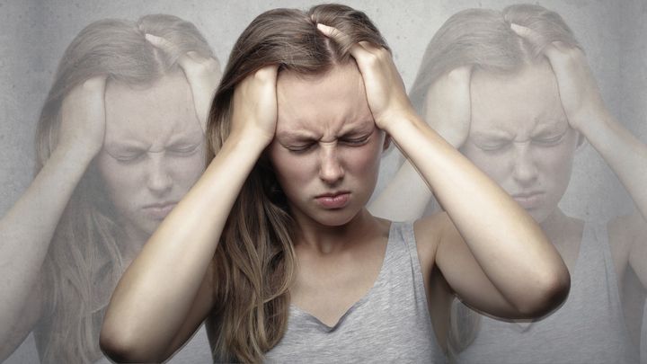 若者の「脳の霧」が10年で倍増、10人に1人が「考えにくい」状態だと判明