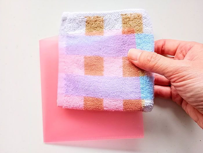 クリアファイルは「そのまま捨てちゃダメーーー！」ハサミで少し切るだけで、家じゅうで大活躍のアイテムに！