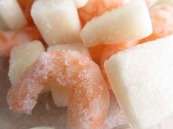 凍ったまま調理してるなんてもったいない！「冷凍シーフードミックス」の解凍のコツ。おいしさが段違い♪