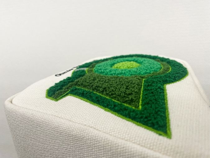 九州国立博物館20周年記念グッズ 王塚古墳形 装飾古墳ポーチ