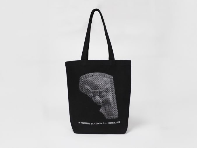 九州国立博物館20周年記念グッズ 鬼瓦リフレクタートートバッグ