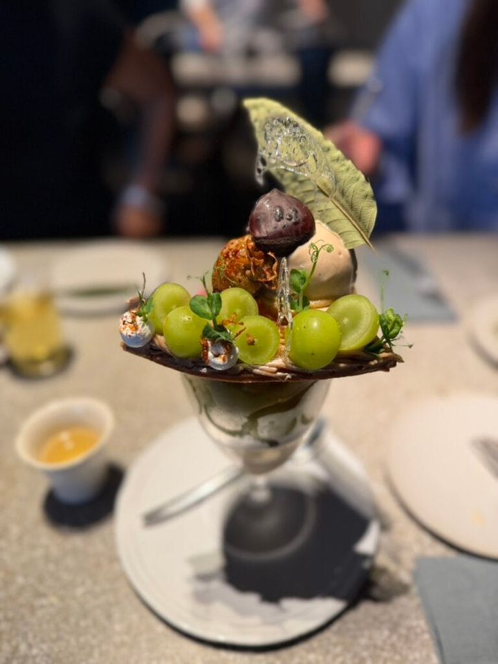 美しいパフェ 「パルフェビジューシャインマスカットと栗」②