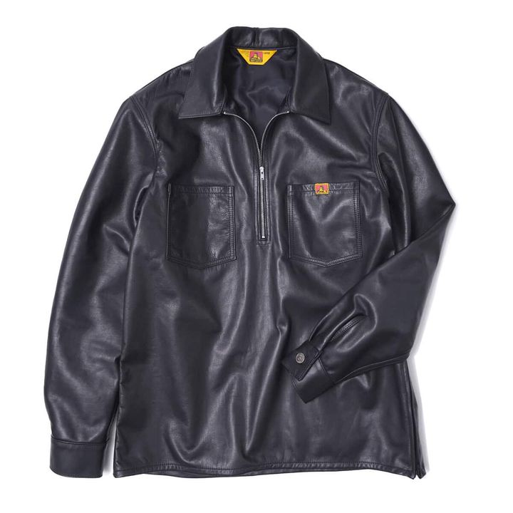 また、ブランド初となる、オイルポニーのハーフジップシャツ＆パンツをラインナップする。