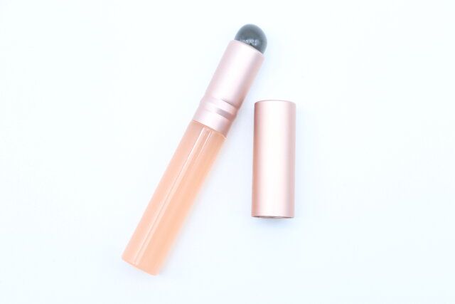 キャンドゥのプチプラキャップ付シリコーンブラシ