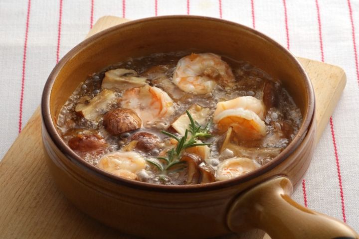 熱々の美味しそうなアヒージョ