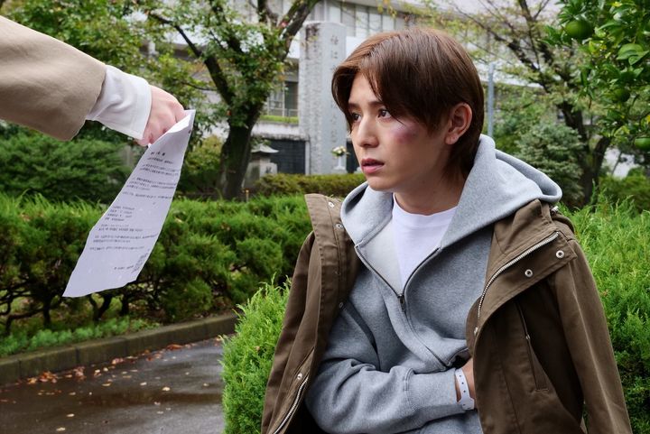 土曜プレミアム『世にも奇妙な物語35周年SP 秋の特別編』「止まらなければ生きられないゲーム」主演の山田涼介 （C）フジテレビ width=