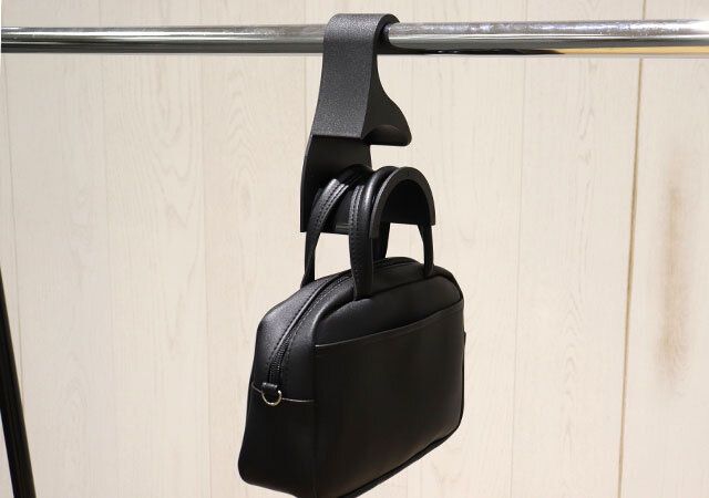 ダイソー ワイドバッグハンガー 使用例 