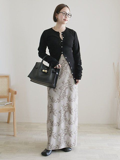 黒カーディガンコーデ5