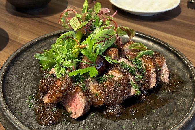 キッチンジョーズ 糸島牛炭火焼き（100g）と温野菜