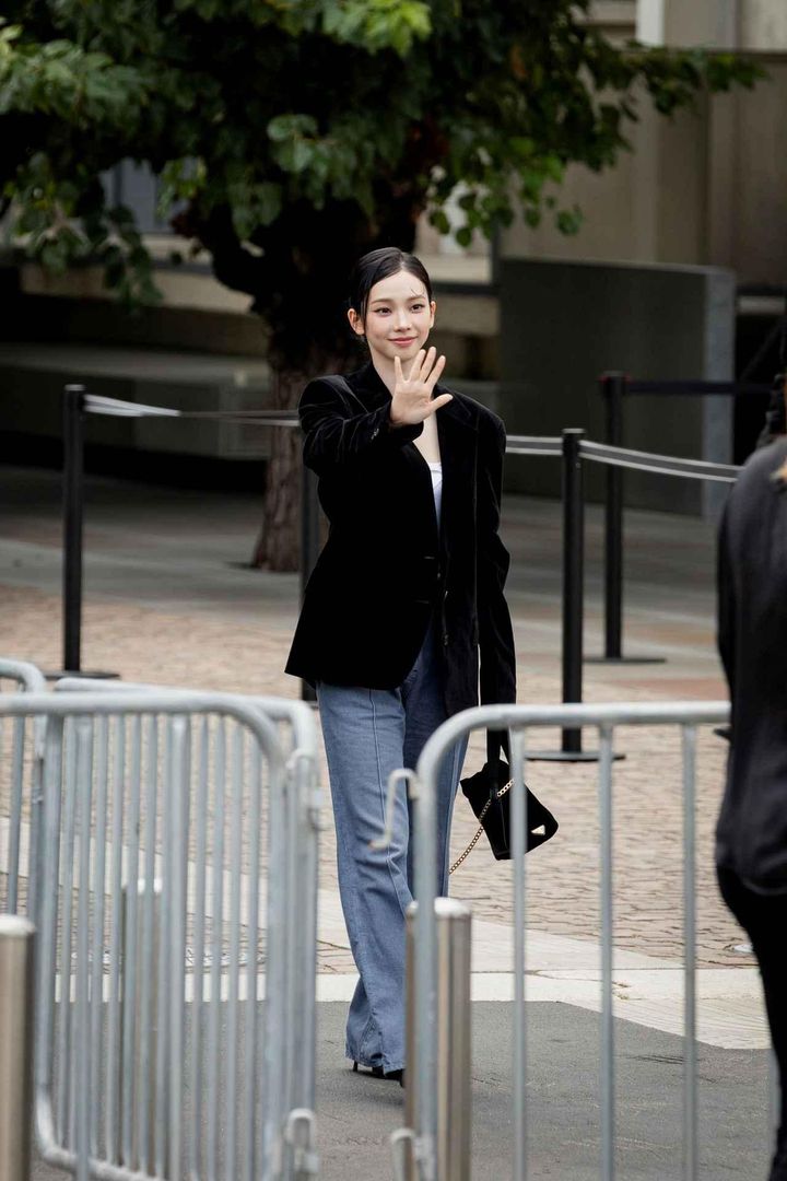 画像: 【aespa カリナ】ジェンダーレスなムードを纏って