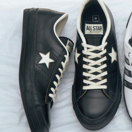 秋は「クラシック＆モノトーンスニーカー」でコーデを引き締め！大人こそ選ぶべきコンバース、アディダス、プーマの名作3選