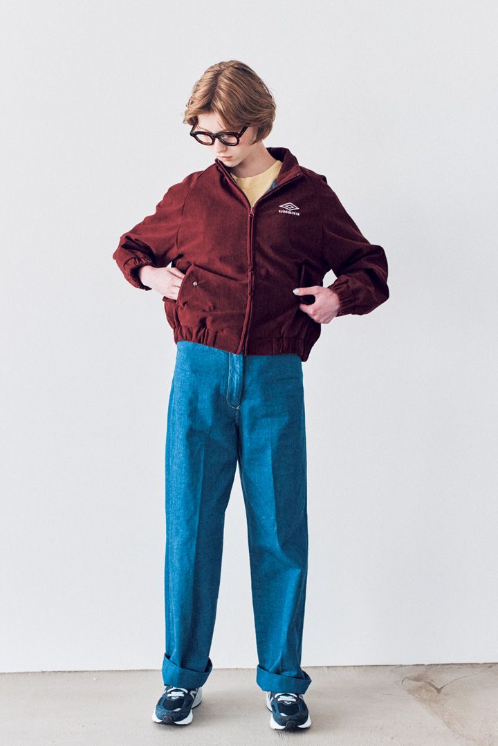 絶妙な色合いで、今大人気！バーガンディアイテムのおしゃれな秋コーデ6選