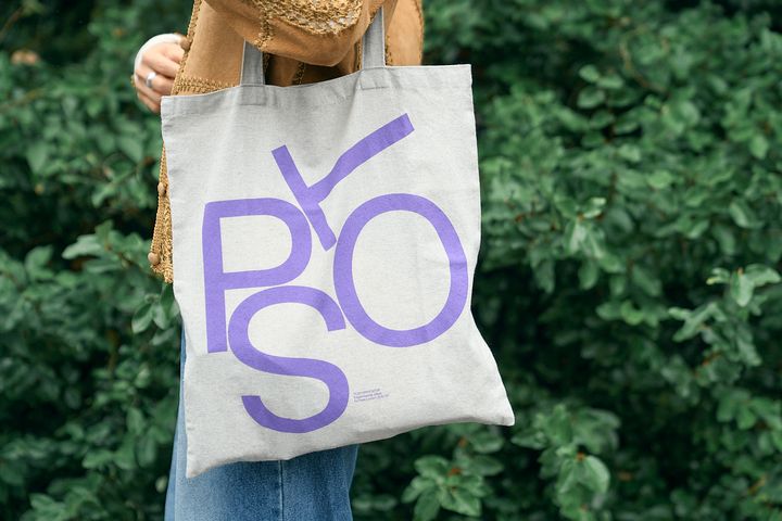 いつもの服じゃちょっと物足りない！そんな日こそアクセサリーやバッグで華やかに仕上げて【ファッジウィークエンド ファッションスナップ】