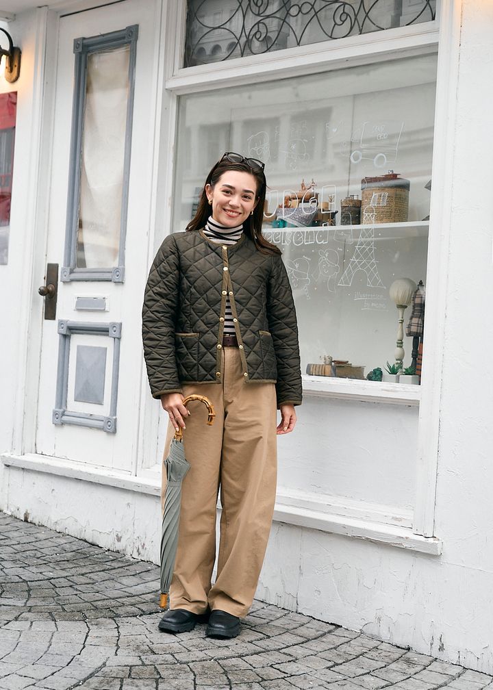 いつもの服じゃちょっと物足りない！そんな日こそアクセサリーやバッグで華やかに仕上げて【ファッジウィークエンド ファッションスナップ】