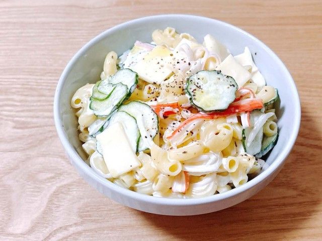 カニカマとチーズのマカロニサラダ