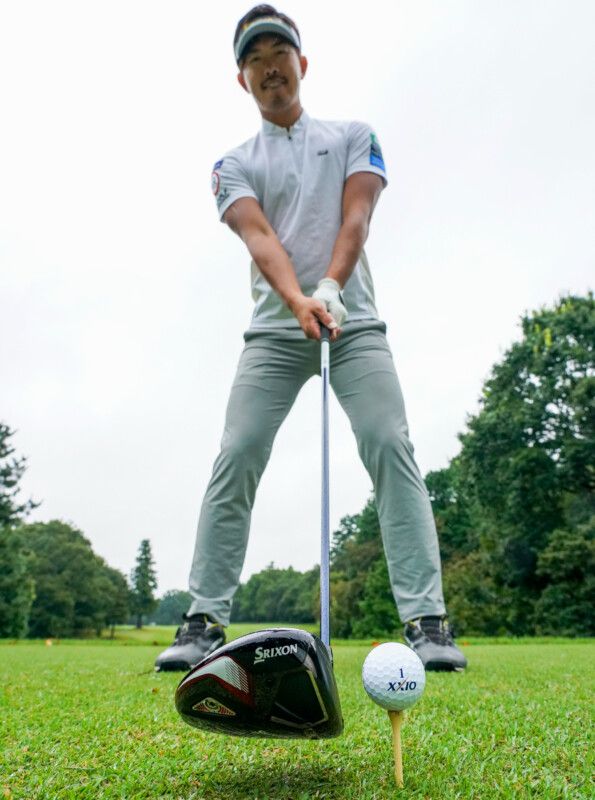 フェースの向きをコントロールするコツは？「背中のラインと…」人気コーチが解説