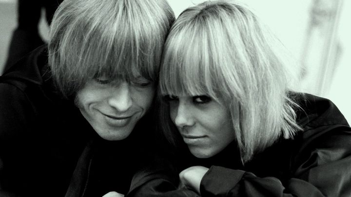 “魔性の女”という言葉は似合わない、ストーンズの男たちを虜にしたアニタの唯一無二の魅力