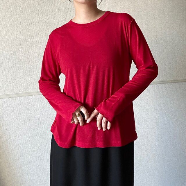 GU ソフトシアークルーネックT（長袖） RED XLサイズを着用