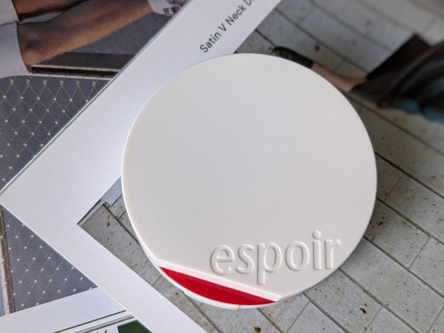 espoir ビーベルベットセバムカットクッションの外蓋デザイン（レッド）