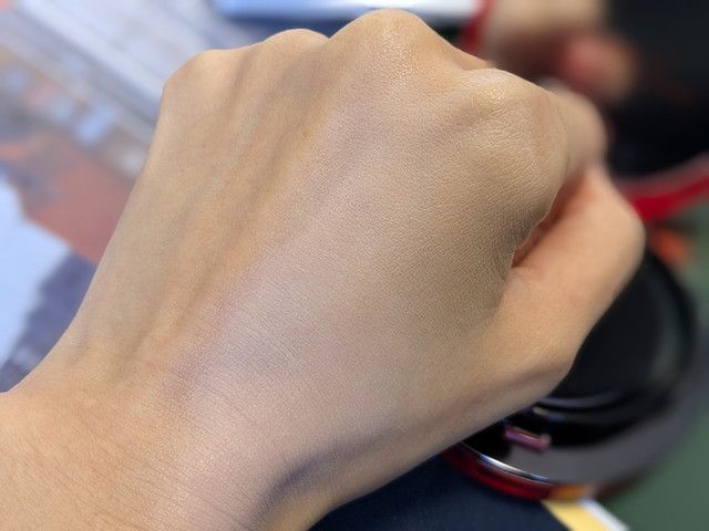 表情の動きにもヨレにくいのが特徴